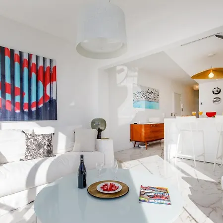 Les Légendes Yourhosthelper